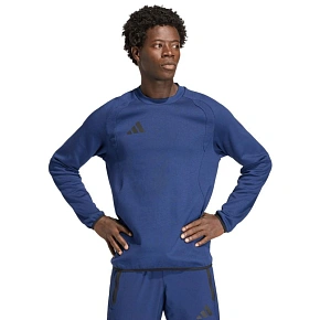 Pánska mikina adidas Tiro 26 Travel Crew navy blue KD1145 pánske farby Pánska mikina adidas Tiro 26 Travel Crew navy blue KD1145 pánske farby