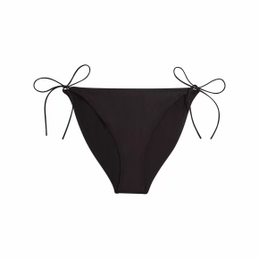 Dámske plavky String Core Multi KW0KW02025-BEH - Calvin Klein