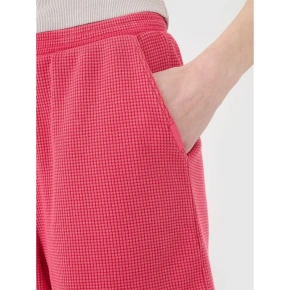 Dámske ležérne šortky z vaflového úpletu 4F 4FRSS25TSHOF699-54S