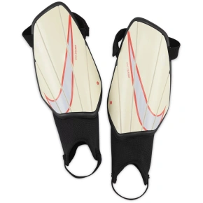 ŠPORT Charge GRD chrániče kolien SP2165 - Nike