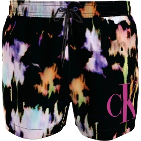 Pánske plavky SHORT DRAWSTRING KM0KM00968 0GJ čierne s farebným vzorom - Calvin Klein
