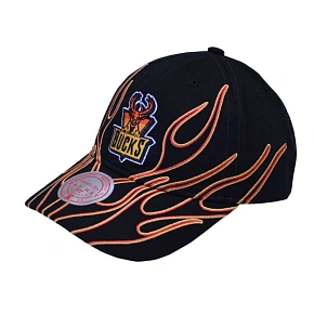 Mitchell & Ness NBA Milwaukee Bucks Flamez Strapback Cap - 6LUXMM20018 CBUBLCK Mitchell & Ness NBA Milwaukee Bucks Flamez Strapback Cap - 6LUXMM20018 CBUBLCK