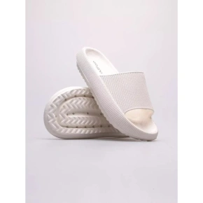 Dámske penové žabky na pláž Outhorn OTHWSS24FSLIF004-11S Dámske penové žabky na pláž Outhorn OTHWSS24FSLIF004-11S