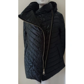 Dámska zimná bunda s kapucňou M51818 - Zaks