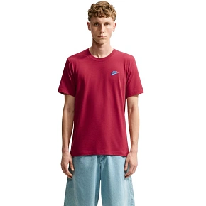 Pánske tričko Nike Club Tee, červené, AR4997 608 Pánske tričko Nike Club Tee, červené, AR4997 608