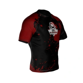 Kompresné tričko "Blood" Rashguard je vyrobené z materiálu DBX MORE DRY M