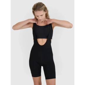 Dámske krátke cyklistické legíny s gélovou vložkou a šľapkami 4F 4FWSS25TFSTF039-20S dámske Dámske krátke cyklistické legíny s gélovou vložkou a šľapkami 4F 4FWSS25TFSTF039-20S dámske