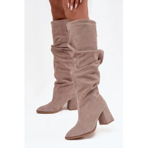 Dámske čižmy na podpätku 4228 Beige - Zazoo Dámske čižmy na podpätku 4228 Beige - Zazoo