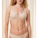 Dámska čipkovaná podprsenka Body Make-Up Illusion WP - Triumph