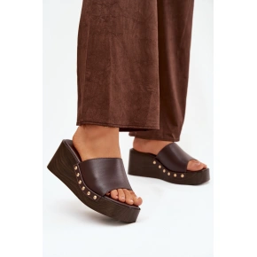 Dámske papuče na platforme 78-200 Tmavo hnedé - Stephan Paris