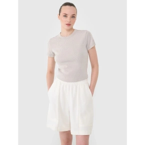 Dámske tričko z rebrovaného úpletu 4F 4FRSS25TTSHF2696-83S Dámske tričko z rebrovaného úpletu 4F 4FRSS25TTSHF2696-83S