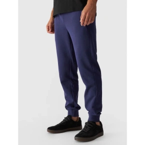 Pánske tepláky typu jogger 4F 4FWMM00TTROM0942-31S Pánske tepláky typu jogger 4F 4FWMM00TTROM0942-31S