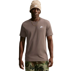 Pánske tričko Nike Club Tee, hnedé, AR4997 274 Pánske tričko Nike Club Tee, hnedé, AR4997 274