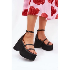 Topánky na podpätku 2806 black - Krok vo veľkom štýle