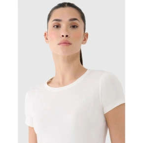 Dámske tréningové tričko regular rýchloschnúce 4F 4FRSS25TFTSF1235-11S Dámske tréningové tričko regular rýchloschnúce 4F 4FRSS25TFTSF1235-11S