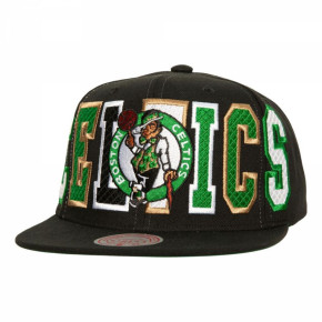 Mitchell & Ness Varsity Bust Snapback Boston Celtics Cap HHSS6461-BCEYYPPPBLCK