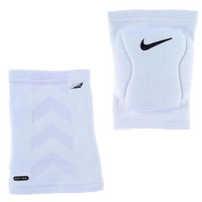 Volejbalové chrániče kolien Nike Streak Ce 2PPK NVP07-100 Volejbalové chrániče kolien